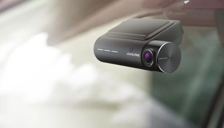 Produktbild Alpine DVR-F800PRO (Eingebaute Anzeige, Akku, Eingebautes Display, WLAN, Nachtsicht, GPS-Empfänger, Full HD)