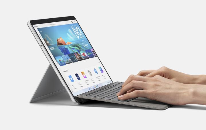 Produktbild Microsoft Surface Pro 8 for business (13", Intel Core i7-1185G7, 16 GB, 256 GB, Ohne Tastaturlayout)