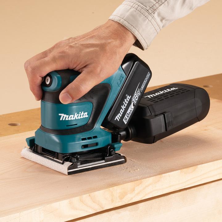 Produktbild Makita DBO480Z (Schwingschleifer, 210 W)