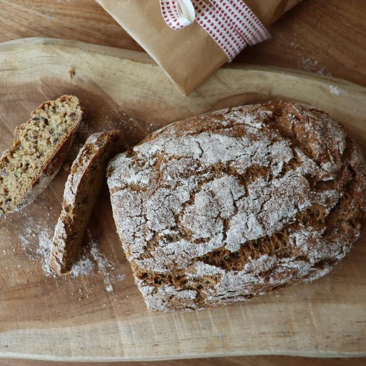Immagine prodotto Abnehmen mit Brot und Kuchen Teil 2 (Tedesco, Güldane Altekrüger, 2019)