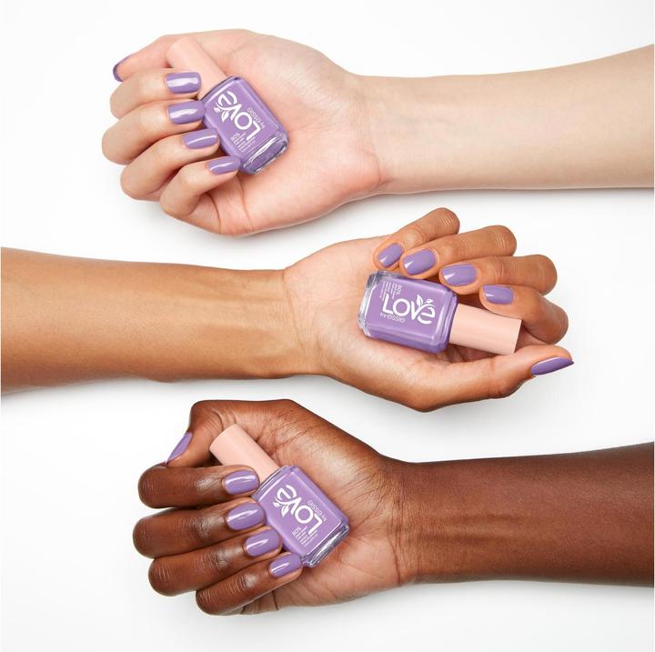 Actual product image Essie Love By (170 playing in paradise, Gel-Effect Nail Polish)