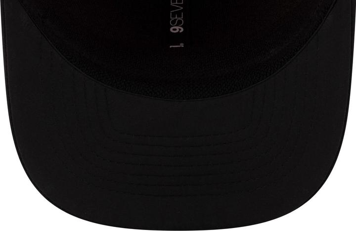Image du produit New Era 9Seventy Stretch Snapback Cap - F1 HAAS Japan