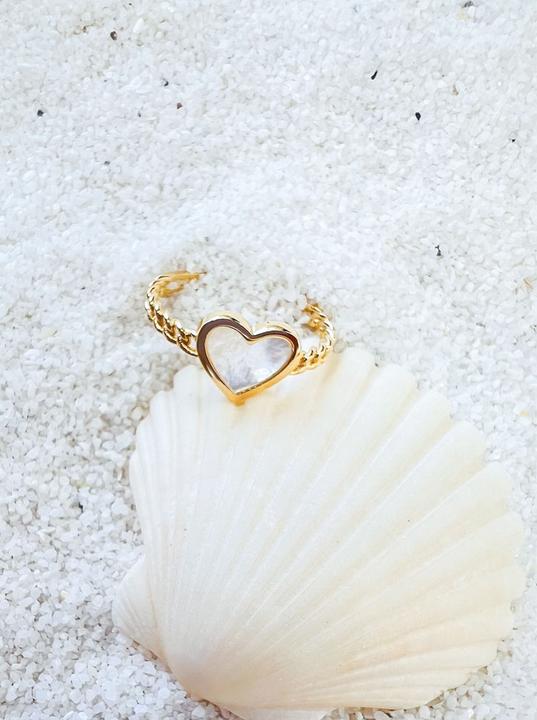 Image du produit Natsumi Schmuck Bague en or jaune 18K/750 avec coeur en nacre (50, Or 750/18 K)