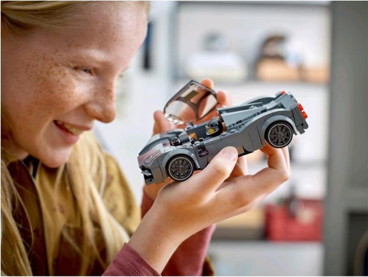 Productafbeelding LEGO Pagani Utopia (76915, LEGO Snelheidskampioenen)