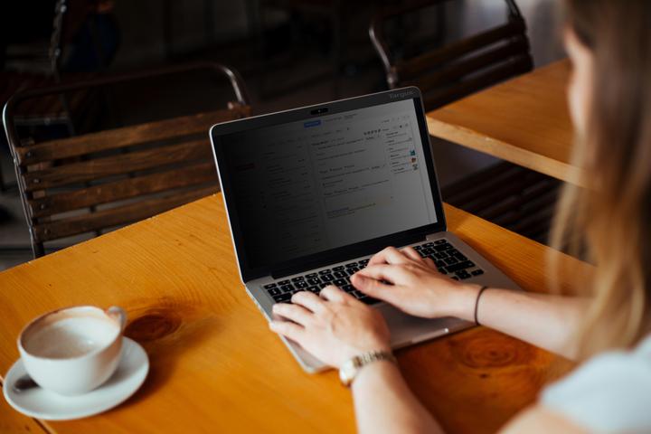 Image du produit Targus Filtre de confidentialité magnétique pour MacBook (13.30", 16 : 9)