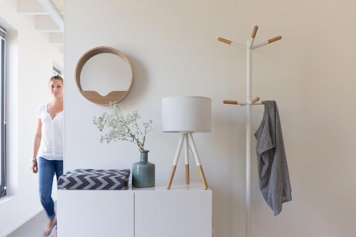 Actual product image Zuiver round wall (Ø 40 cm)