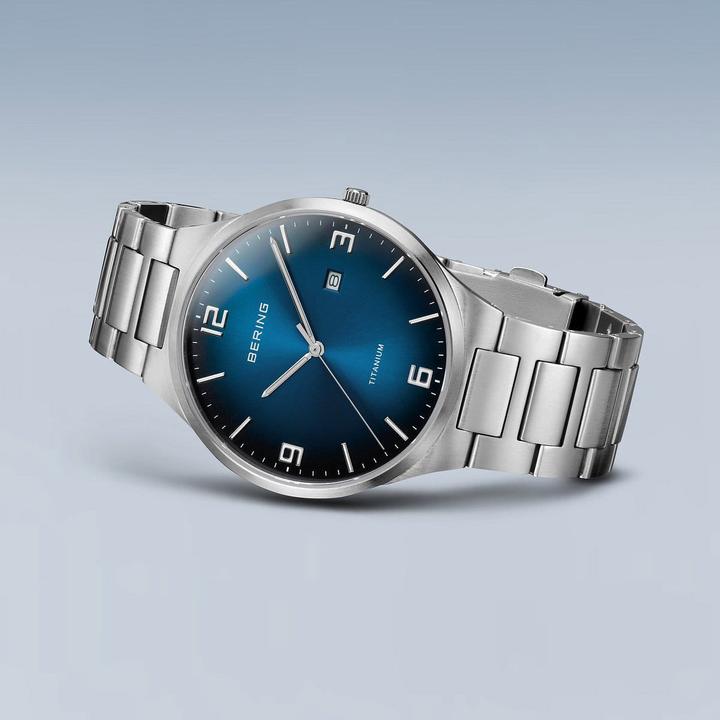 Image du produit Bering Titanium (Montre analogique, 40 mm)