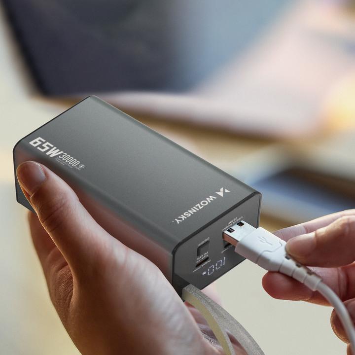 Produktbild Wozinsky Powerbank K65+ 65W 30000mAh 2x USB-C, 1x USB-A 65W - black (30000 mAh, 65 W, 65 Wh)