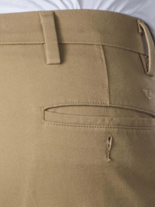 Immagine prodotto Dockers Smart 360 Chino Pant Straight khaki (W33/L30)