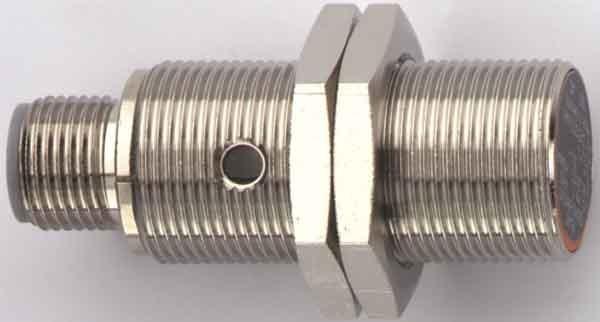 IFM Induktiver Sensor