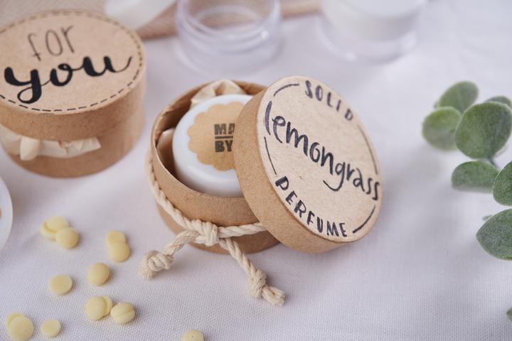 Image du produit VBS XXL Boîtes en carton "Rond", Naturel, Ø 6 cm, H 3 cm, 12 pièces