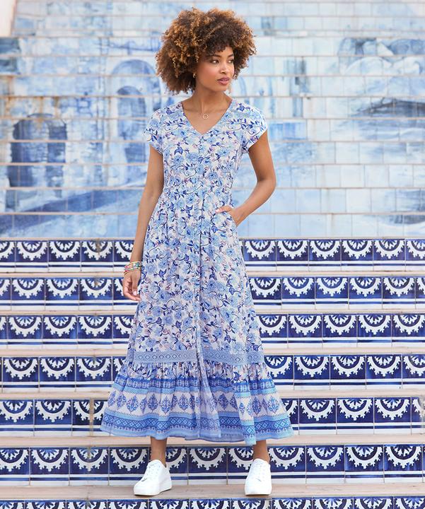 Actual product image Joe Browns PETITE Floral Lace Trim Maxi (40)