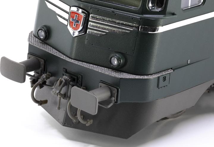 Actual product image Piko SBB Canton locomotive Ae 6/6 11409 BASELLAND green Ep. IV DC (Track H0)