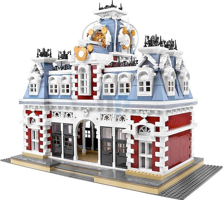 Actual product image Mould King MKingLand: The Station of The Creamland