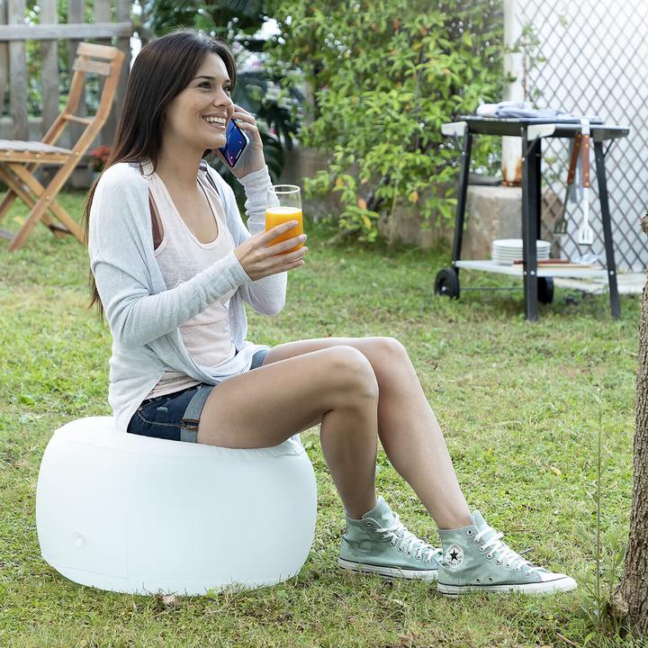 Produktbild InnovaGoods Aufblasbarer Hocker mit LED-Beleuchtung - Transparent