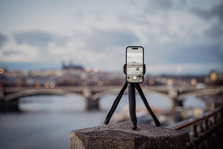 Image du produit Freewell Vlogpod 3K Tripod Stand with Ballhead & Built-In Smartphone Clip