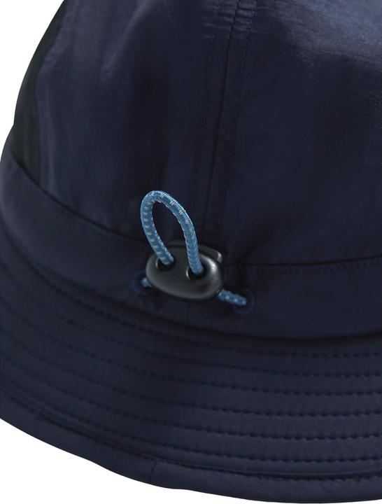 Actual product image Peak Performance Bucket (One size)