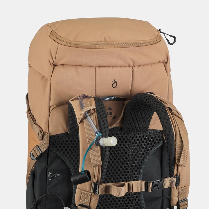 Actual product image Quechua MH500 40 (40 l)