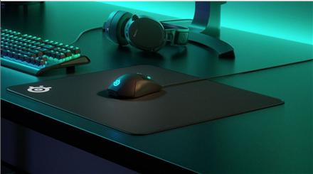 Actual product image SteelSeries QcK Edge (L)