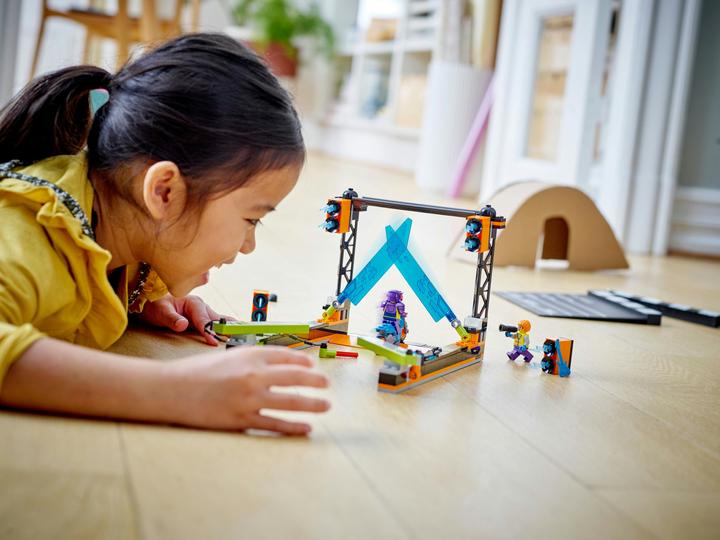 Produktbild LEGO Hindernis-Stuntchallenge (60340, LEGO City)