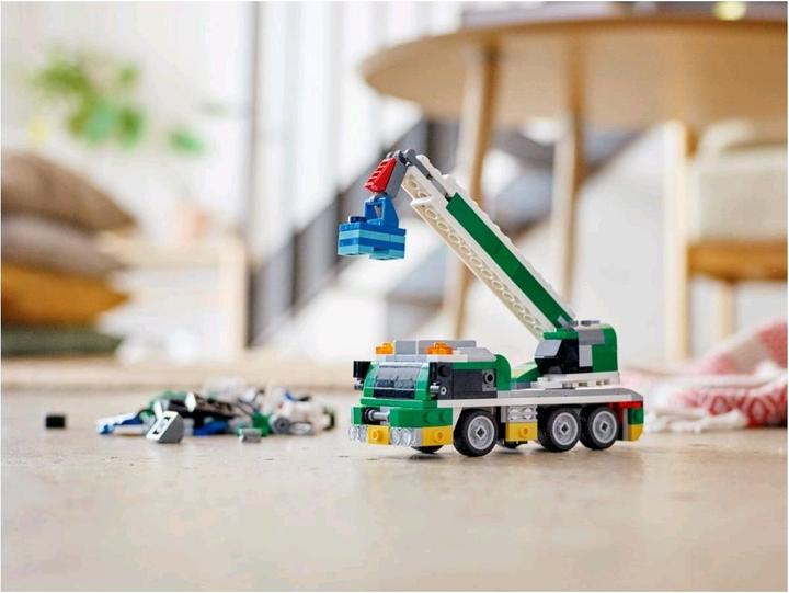 Image du produit LEGO Transporteur de voitures de course (31113, LEGO Creator 3-in-1)