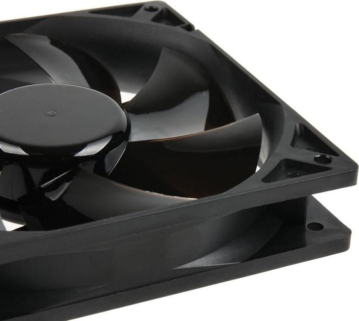 Actual product image Noiseblocker BlackSilent Pro Fan PLPS (120 mm, 1 x)