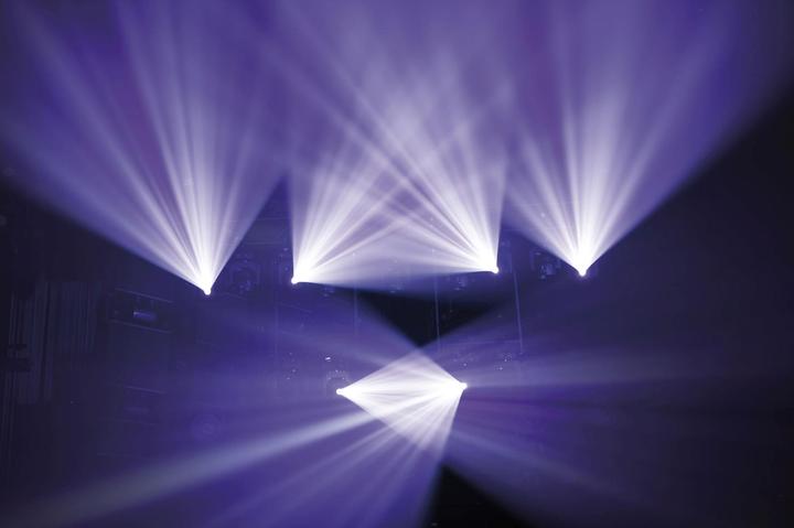 Produktbild Showtec Phantom 180 Wash (Moving Bar)