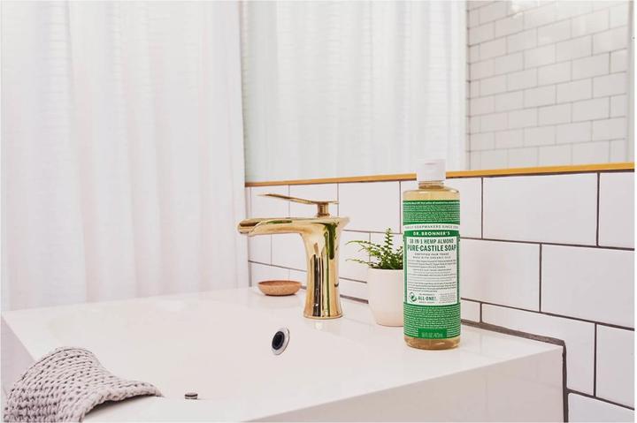 Produktbild Dr. Bronner's 18-IN-1 Mandel (Flüssigseife, 475 ml)