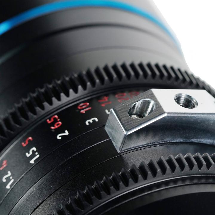 Actual product image Sirui Venus 75mm T2.9 1.6x Full-Frame Anamorphic lens(E mount) (Sony E, full size)