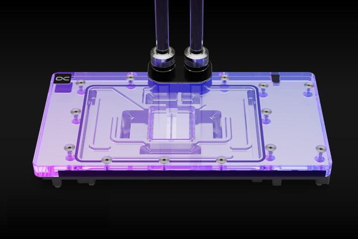 Actual product image Alphacool Core Geforce RTX 4090 AMP with backplate