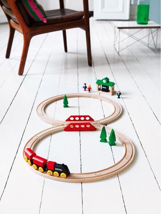 Actual product image Brio Classic Track Eight Set