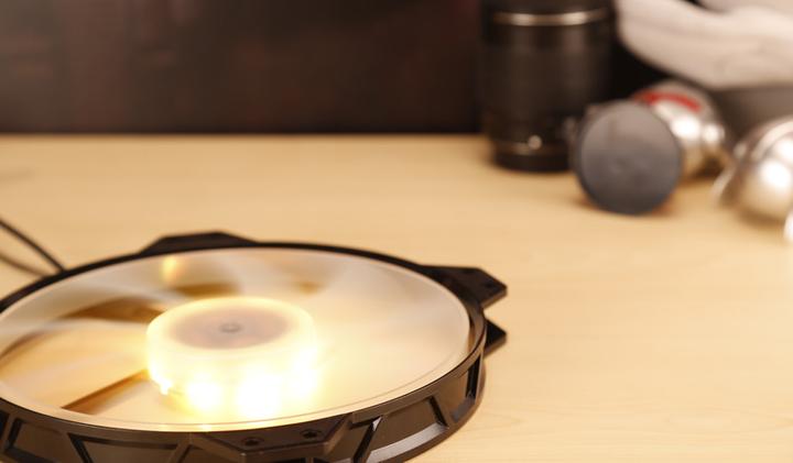Immagine prodotto Cooler Master Mf200r RGB (200 mm, 1 x)