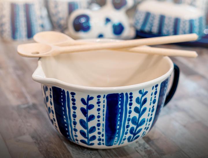 Actual product image neuetischkultur Bowl with spout country house (21.50 cm, 2.70 l, 1 x)