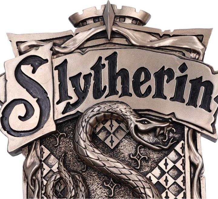 Actual product image Nemesis Now Harry Potter décoration murale Slytherin 20 cm