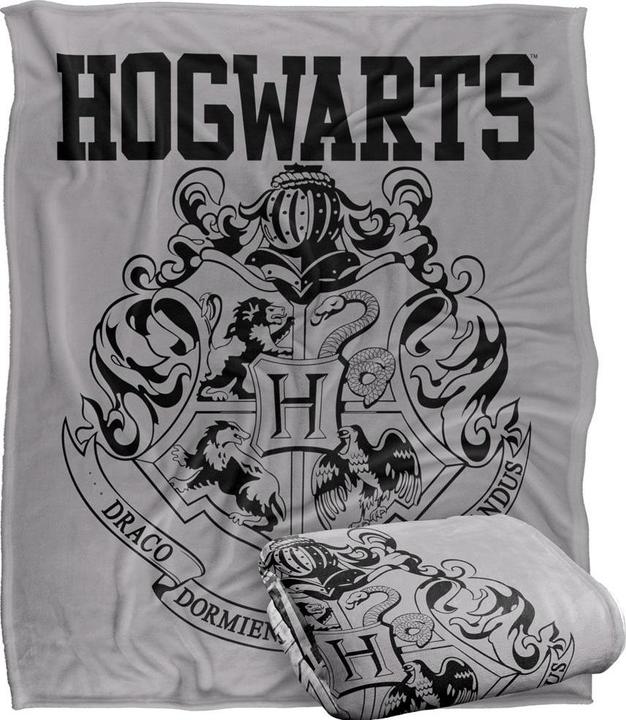 Actual product image Hogwarts Crest Blanket (152 x 127 cm)
