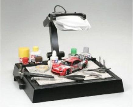 Actual product image Tamiya Workstation with light and magnifier