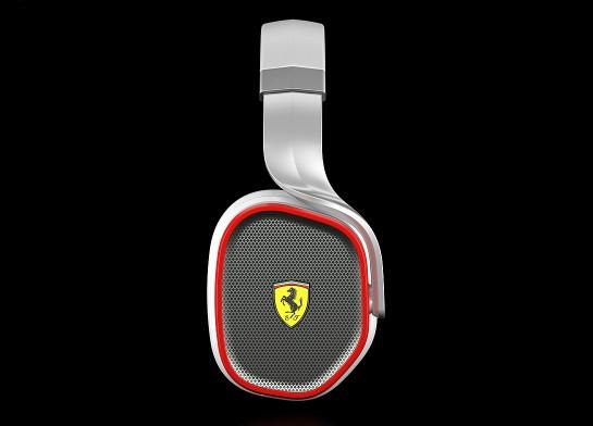 Image du produit Logic3 Ferrari par Scuderia R300 (ANC, Filaire)