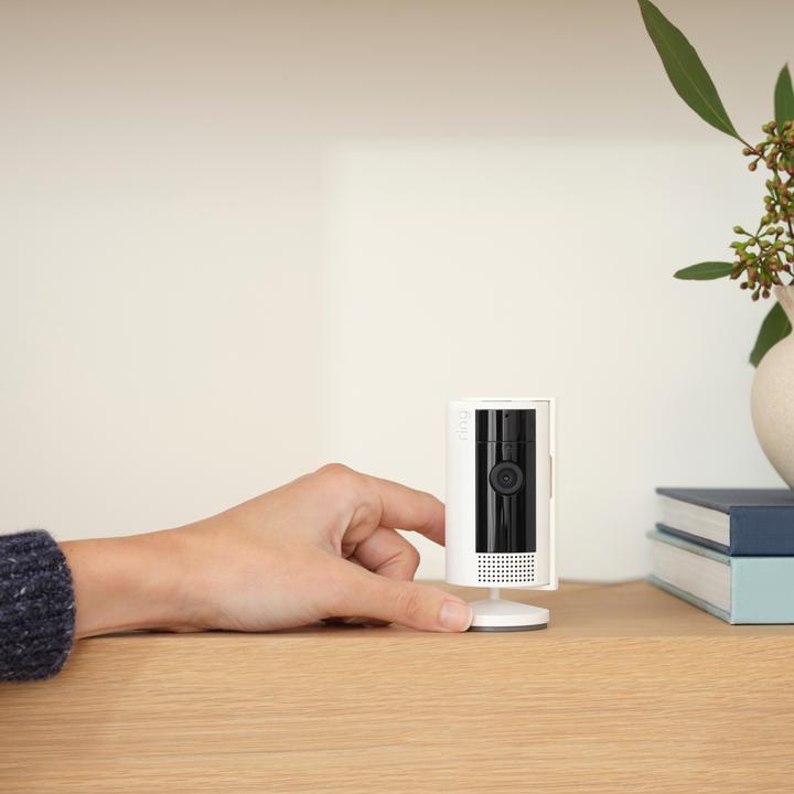 Actual product image Ring indoor cam (1920 x 1080 Pixels)