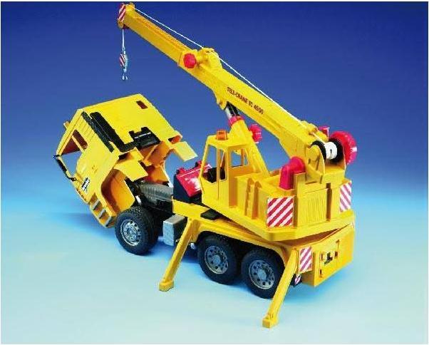 Actual product image Bruder Crane truck