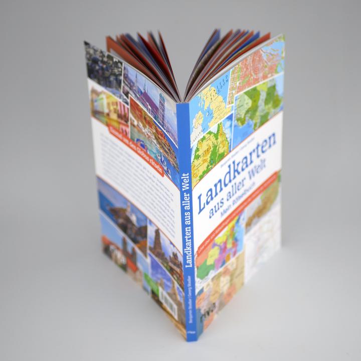 Produktbild Landkarten aus aller Welt – Mein Rätselbuch (Deutsch, Georg Stadler, Benjamin Stadler, 2022)