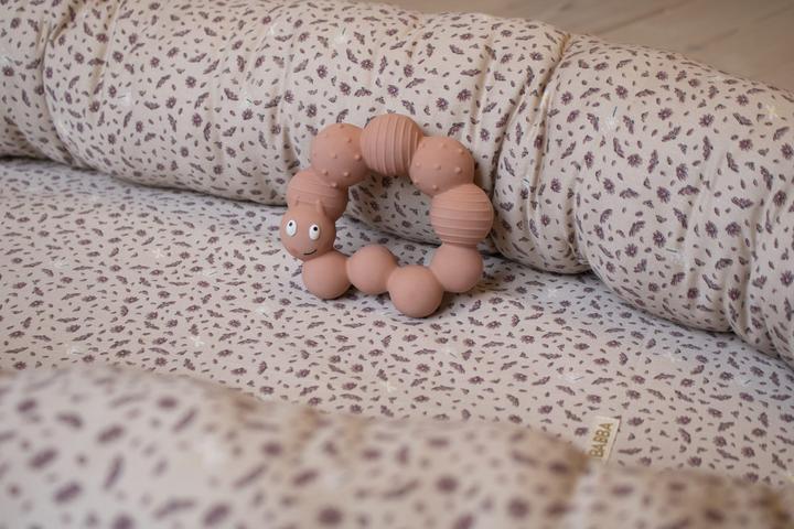 Produktbild Filibabba Beissring - Lily die Larve Peach