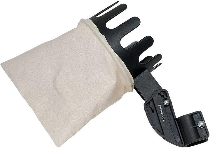 Actual product image Fiskars Fruit Picker