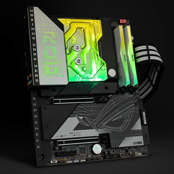 Actual product image EKWB EK-Quantum Momentum² ASUS ROG Maximus Z790 Dark Hero D-RGB - acrylic