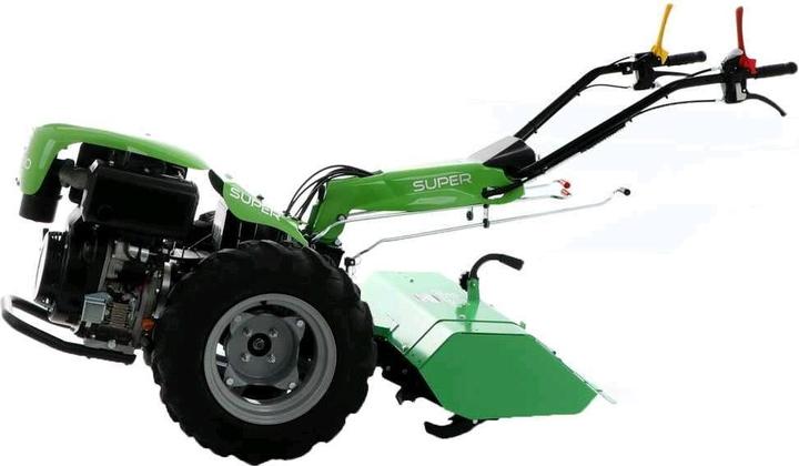 Actual product image MGM Lampacrescia Castoro Super Diesel single-axle tractor engine Loncin electric starter