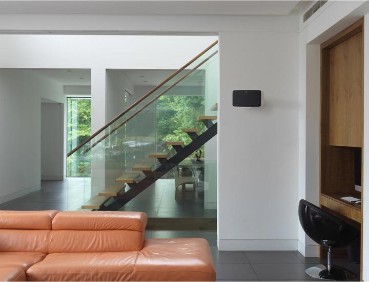Actual product image Flexson Sonos Five/Play:5 wall mount (1 pcs., Wall installation, Tiltable, Rotatable)
