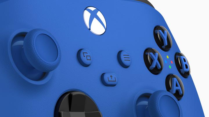 Produktbild Microsoft Xbox WLC M Branded fo EN/FR/DE/IT/PL/PT/ (Android)