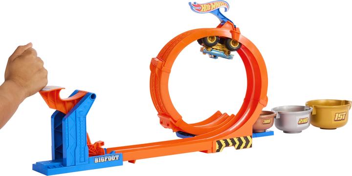 Immagine prodotto Hot Wheels Monster Trucks 2-in-1 Loop & Flip Challenge