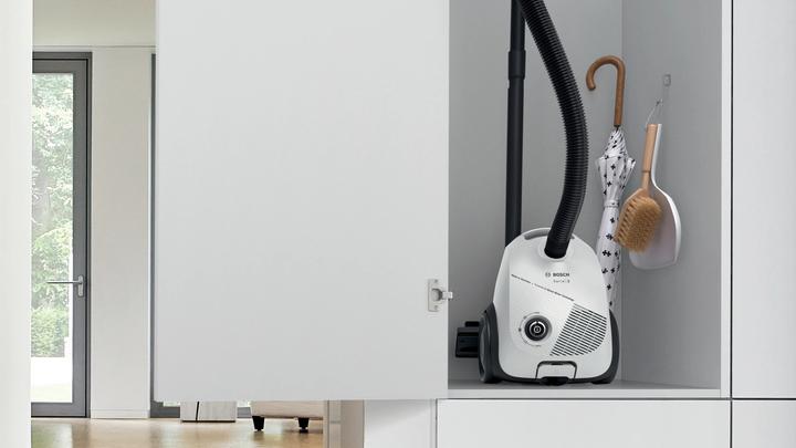 Actual product image zz_ArchivedbyPCD_Bosch Bosch BGLS2WH1H vacuum cleaner
