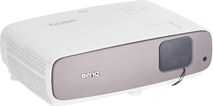 BenQ W2700 (4K, 2000 lm, 1.13 - 1.47:1)