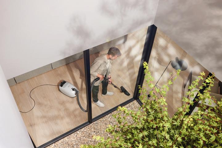 Actual product image Miele Guard M1